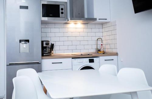 Sinaia Apartment | Inviting Studio for 4 with Parking & Top Guest Ratings