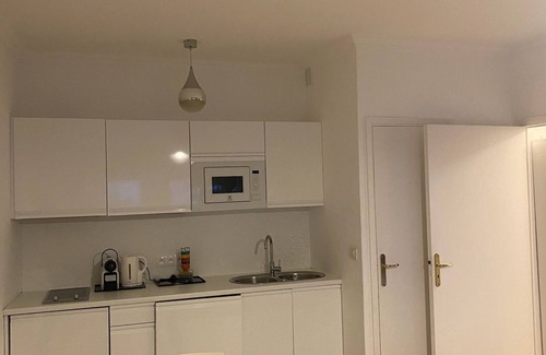 Monte Carlo City Centre Apartment | Convenient Studio 907 Steps from Monte Carlo Casino