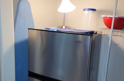 Papaikou Apartment | Spacious Studio with Private Entry and Convenient Amenities