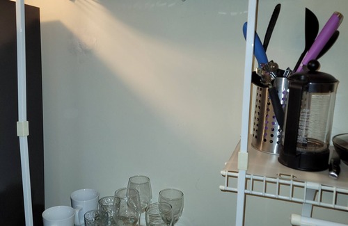 Papaikou Apartment | Spacious Studio with Private Entry and Convenient Amenities