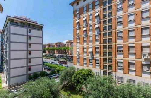 Zona I Val Melaina Apartment | LARGE STUDIO VIMERCATI