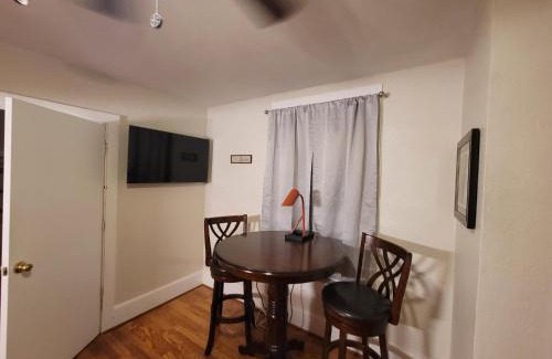 Surfside Historic District Apartment | Pet-Friendly Daytona Beach Apartment Steps from the Ocean