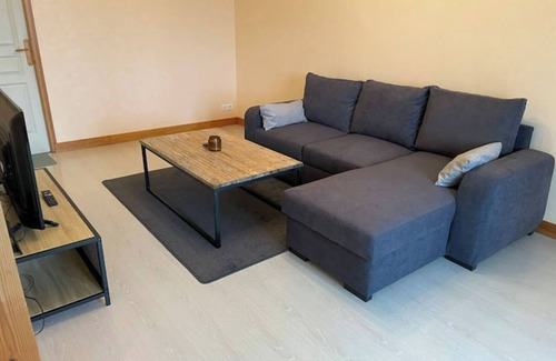 Saint-Jean-Baptiste House | Pet-Friendly T3 with Quiet Terrace and Citadel Views