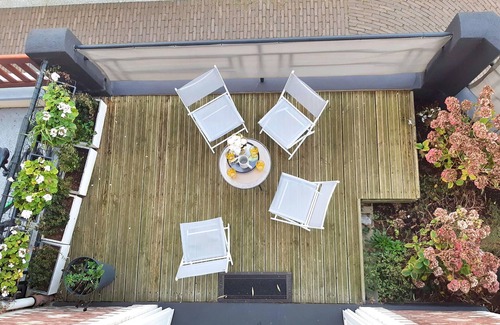 Mers-les-Bains House | Charming Oceanfront Townhouse with Spa and Scenic Views