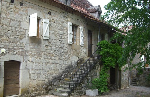 Sonac House | Welcoming Traditional Quercy House with Spa and Breakfast