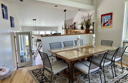 Oostburg House | Artistic Lake Michigan Beach House with Game Room & Views
