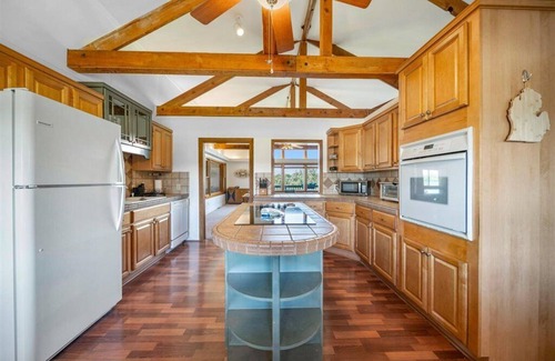 West Branch Cabin | Lakefront Cabin on Lake George with Kayaks & Game Room
