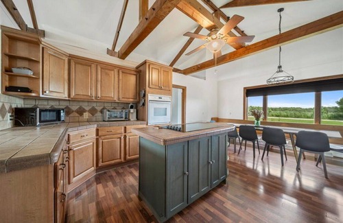 West Branch Cabin | Lakefront Cabin on Lake George with Kayaks & Game Room