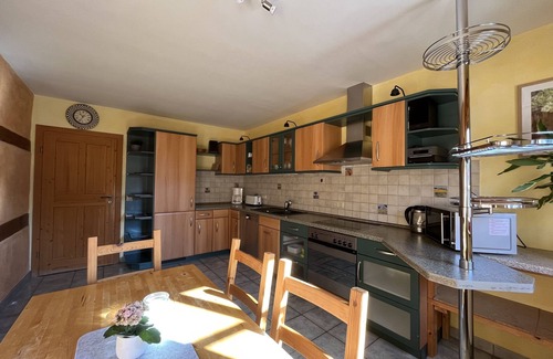 Großhartmannsdorf Apartment | Spacious Erzgebirge Apartment with Garden and Spa Amenities