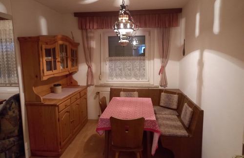 Arzberg Apartment | Large vacation apartment for up to 6 people
