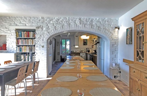 Pontchateau House | Spacious Coastal Retreat with Pool and Ocean Views
