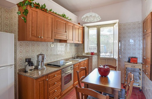 Lazzaro House | Spacious Family Retreat with Ocean Views and Pet-Friendly Perks