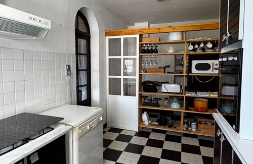 Cublac Villa | Serene Villa in Cublac with Gardens and Scenic Terraces