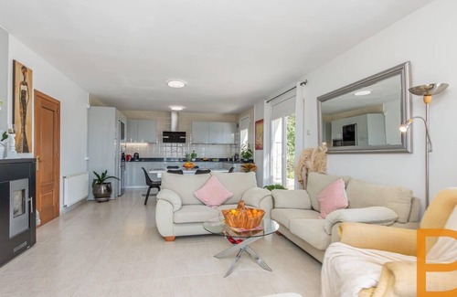 El Mas Isaac Villa | Large Villa with Pool in Luxury Urbanization