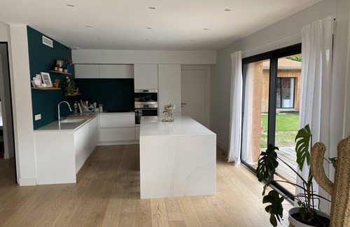 Bordeaux-Lac House | Beautiful Villa with Pool Near Bordeaux for Relaxing Getaways
