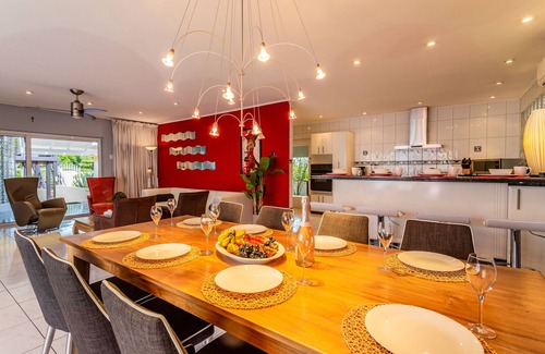 Ponton Villa | Beautiful Villa with Ocean View and Private Pool