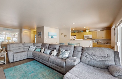 Seabeck House | Large waterfront beach house with hot tub, game room, & private beach access