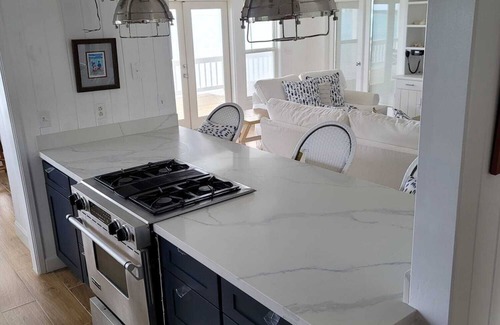 Lubbers Quarters Cay House | Picturesque Waterfront Home on Lubbers with Private Dock