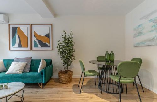 Almenara Apartment | Spacious 2-Bedroom Retreat with Terrace in Plaza Castilla
