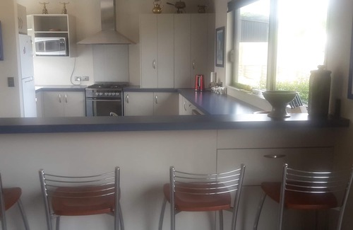 Kaikoura House | Top-Rated Executive House with Pool & Oceanfront Views
