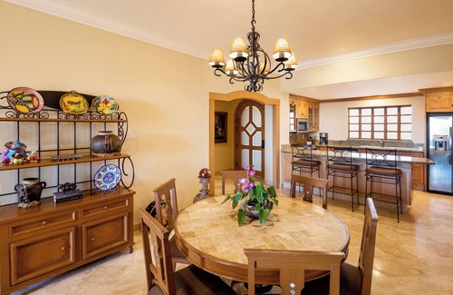 Los Cabos Condo | Beachfront Villa with Pool and Top Guest Rating of 10/10