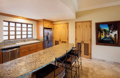 Los Cabos Condo | Beachfront Villa with Pool and Top Guest Rating of 10/10
