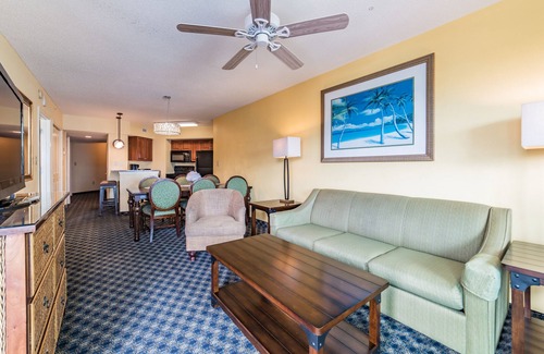 Myrtle Beach Condo | Remarkable Three-Bedroom Penthouse with Indoor Water Park