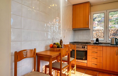 Machico Apartment | Discover Largo dos Milagres: Oceanfront Retreat in Madeira