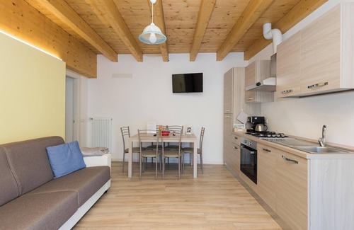 Colico Piano Apartment | Guest Rated 10/10: Lariane Residences with Pool & Breakfast