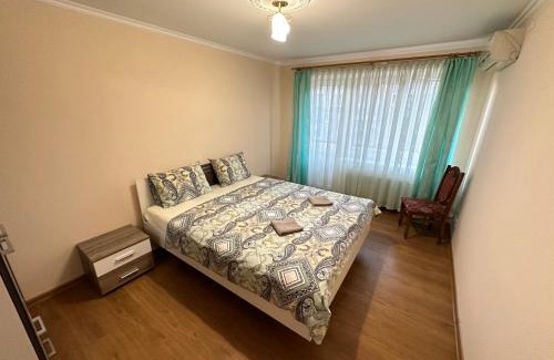 Berehove Apartment | Budget-Friendly Stay at Larisa - Rated 9.3/10 & Family-Friendly