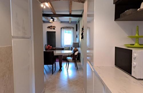 Sarnico Apartment | Uncover LaRiva 11: Pet-Friendly Retreat by Lake Iseo