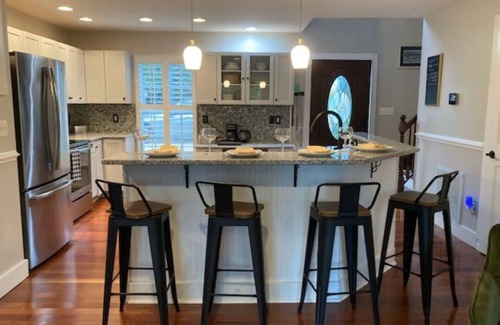Golts House | Stay at Lark's Nest: Waterfront Home with Private Dock