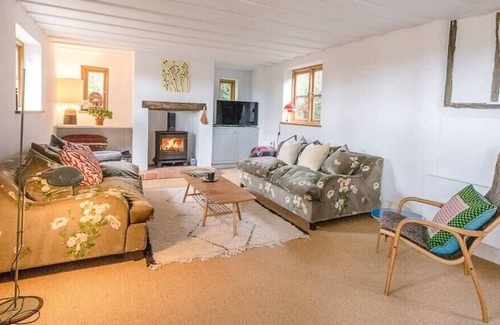 Woodbridge House | Larkspur Cottage, Brundish