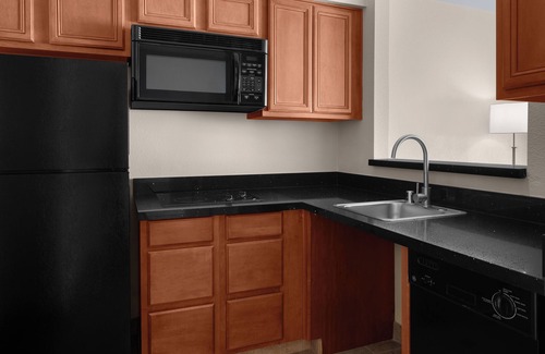 Renton Hotel | Pet-Friendly Suites at Larkspur Landing Renton Await You