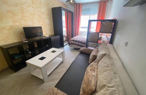 San Martin de la Vega Apartment | Choose Larra for Easy Access to Warner Park Fun