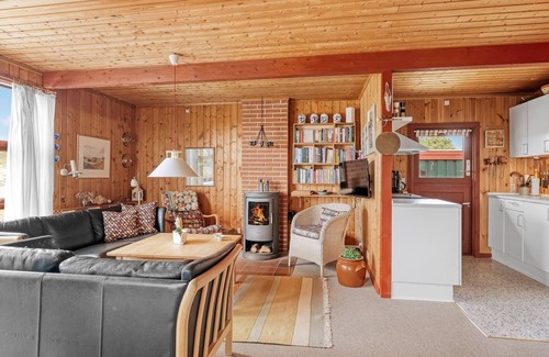 Sonderho House | Relaxing Oceanfront Getaway at 'Larsen' Near the Sea