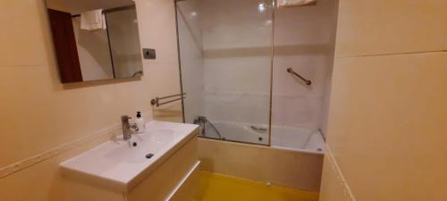 Leon Apartment | Discover LAS ALBRICIAS: Family-Friendly with Kitchen Amenities