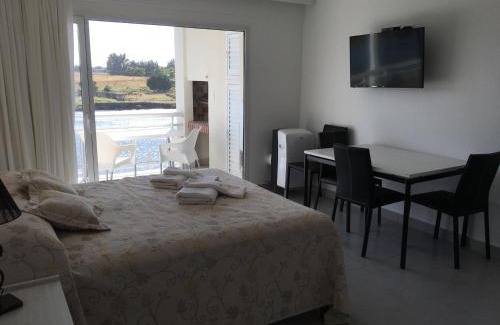 Necochea Apartment | Relaxing Las Barrancas Apart & Spa with Oceanfront Views