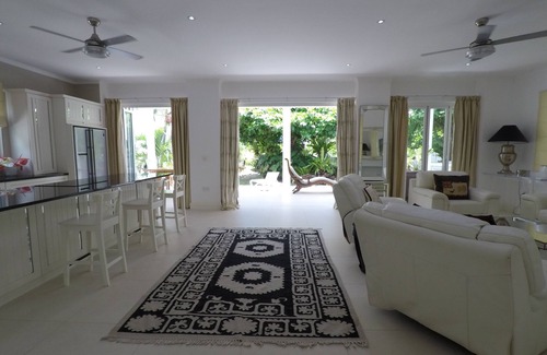 Beau Vallon Villa | Discover Las Brísas Villa at Chateau Elysium with Ocean Views