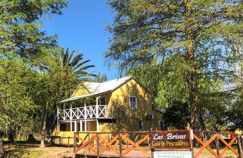 Villa Paranacito House | Pet-Friendly Retreat at Las Brisas Casa de Pescadores