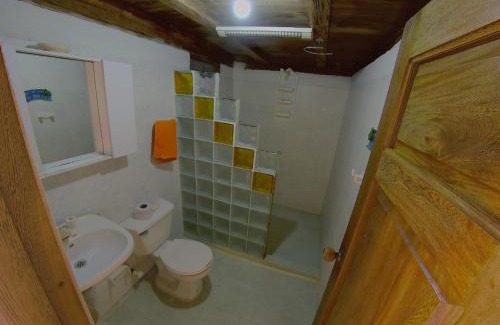 Necocli House | Cozy Las Cabañas de Mario: Oceanfront Bliss Awaits