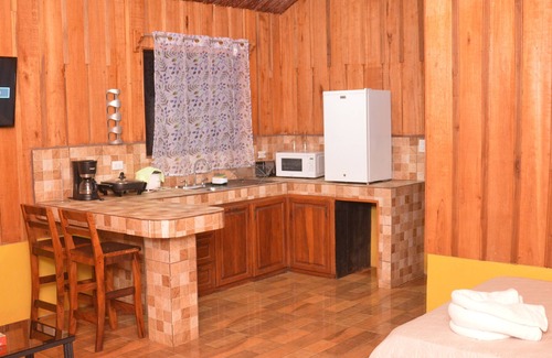 Venecia Cabin | Discover Las Cabanas: Pet-Friendly Oasis with Spa & Breakfast