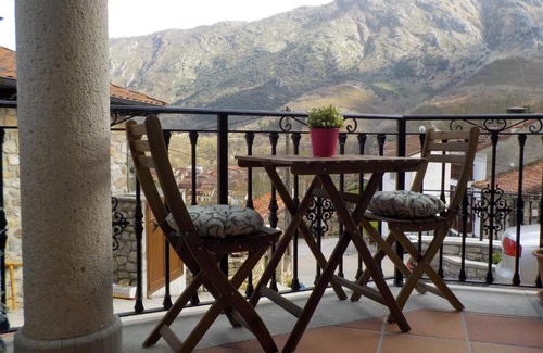 Arenas de Cabrales House | Family-Friendly Getaway at Las Cabraliegas - 9/10 Rating