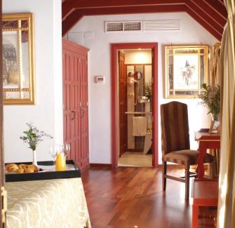 Jewish Quarter Hotel | Discover Las Casas de la Judería de Córdoba: 4-Star Comfort