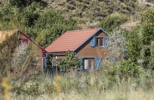 Enguidanos House | Pet-Friendly Escape at Las Casas de la Vega - Rated 9.5/10