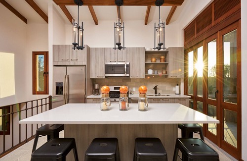 Las Catalinas Villa | Beachfront Alouatta Guesthouse: Rated 9.8 with Pool & Spa