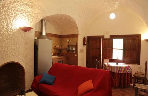 Fonelas Apartment | Discover Las Chumberas Cave - Family-Friendly & Pet Friendly