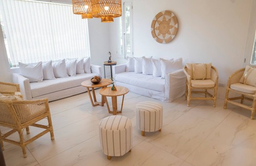 Las Rosas Hotel | Experience Las Dalias: 4-Star Hotel with Pool & Spa