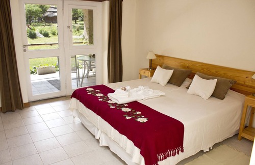 Las Rosas Hotel | Experience Las Dalias: 4-Star Hotel with Pool & Spa