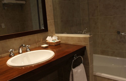 Macrozona Lago Argentino Hotel | Discover Las Dunas Hotel: Spa & Family-Friendly Retreat